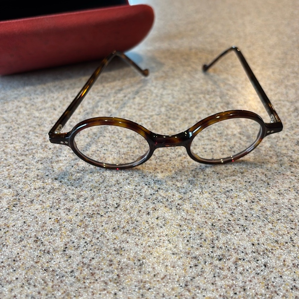 Tortoise rimmed glasses made in France - Picture 3 of 7